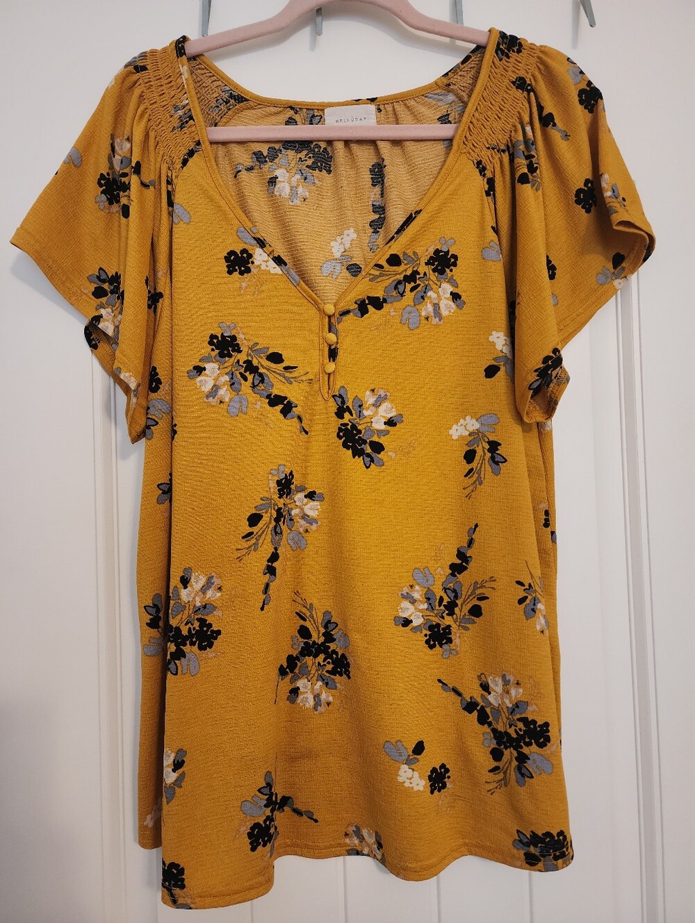 Melloday Women's Mustard Floral V-Neck Top Flutter Sleeve Smocked Shoulders 1X